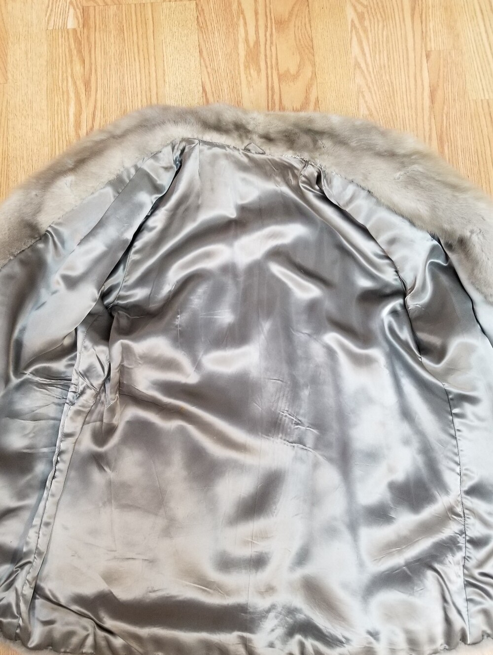 $2895 Classic Light Gray Mink Coat - Picture 8 of 10
